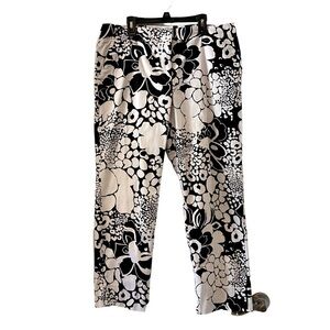 Madison women's size 12 black white funky flower power boho hippie crop pants